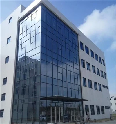 Perete cortina din sticla exterior